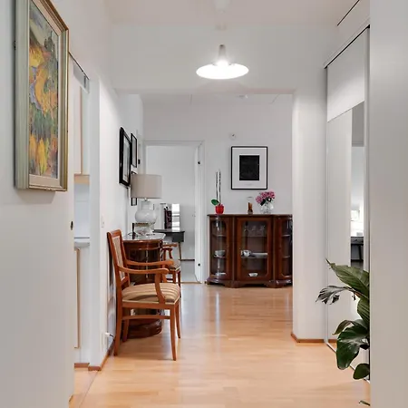 Luxury W Vintage Charm & Sauna *
